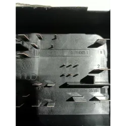 Recambio de caja fusibles/rele para audi a8 (4h2/4h8)(11.2009) referencia OEM IAM 1K0937125  