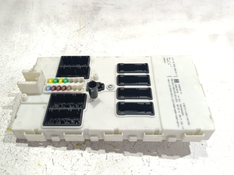 Recambio de caja fusibles/rele para bmw 1 (f20) 116 d referencia OEM IAM 35934836001  
