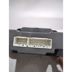 Recambio de mando climatizador para kia cerato i sedán (ld) 2.0 crdi referencia OEM IAM 972502F300  