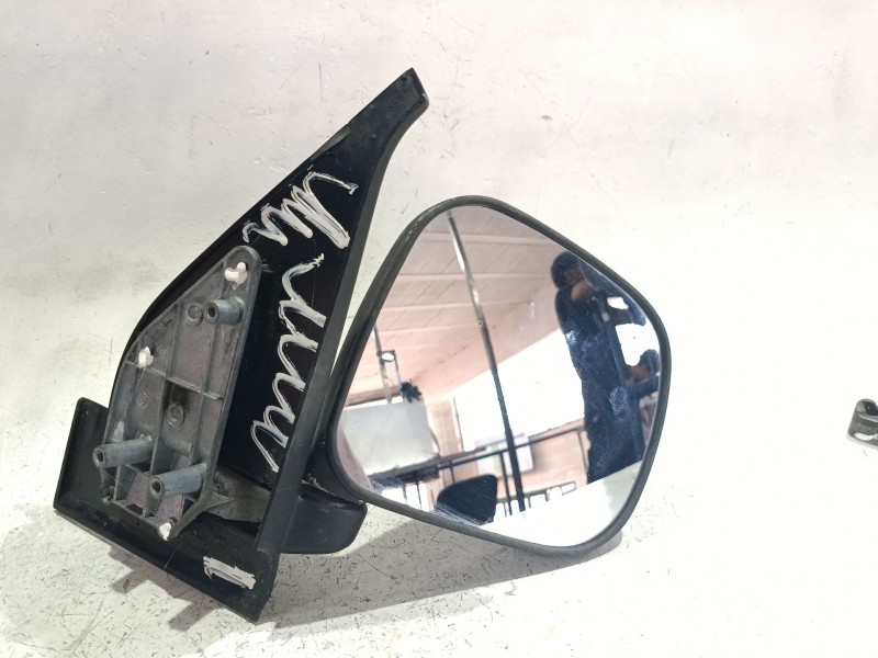 Recambio de retrovisor derecho para nissan vanette cargo furgoneta (hc 23) 2.3 d referencia OEM IAM e9020062  