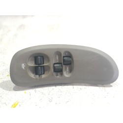 MANDO ELEVALUNAS DELANTERO IZQUIERDO 04686732AC 