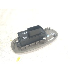 Recambio de mando elevalunas delantero izquierdo para chrysler voyager iv (rg, rs) 2.5 crd referencia OEM IAM 04686732AC  