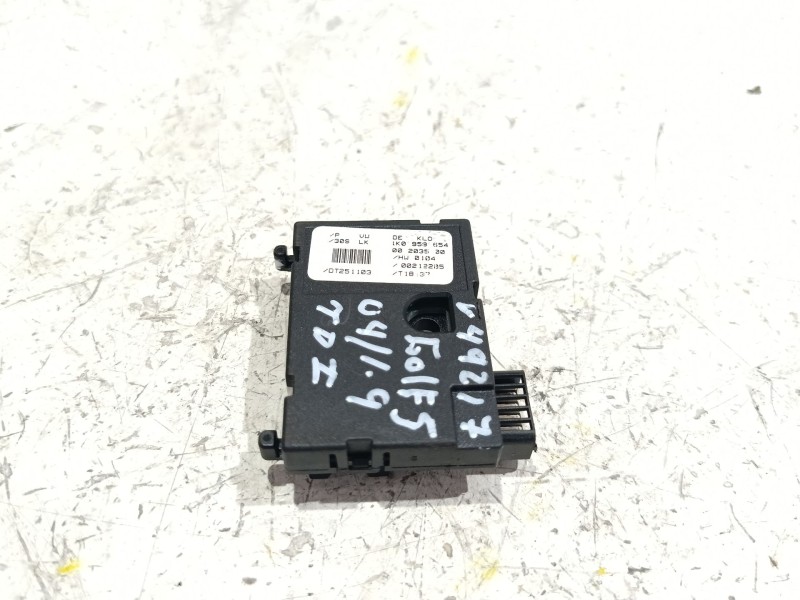 Recambio de sensor angulo de giro para volkswagen golf v (1k1) 1.9 tdi referencia OEM IAM 1K0959654  