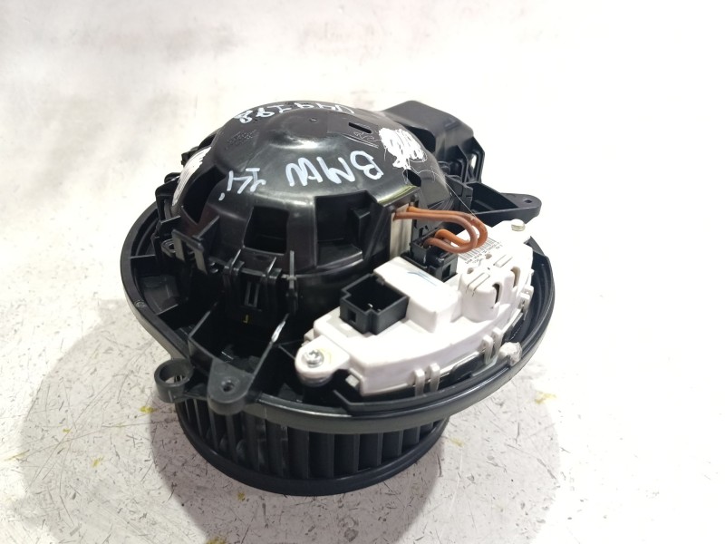 Recambio de motor calefaccion para bmw 1 (f20) 116 d referencia OEM IAM 92761112  