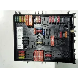 Recambio de caja fusibles/rele para audi a3 cabrio (8p7)(04.2008) 2.0 ambition [2,0 ltr. - 103 kw tdi] referencia OEM IAM 1K0937