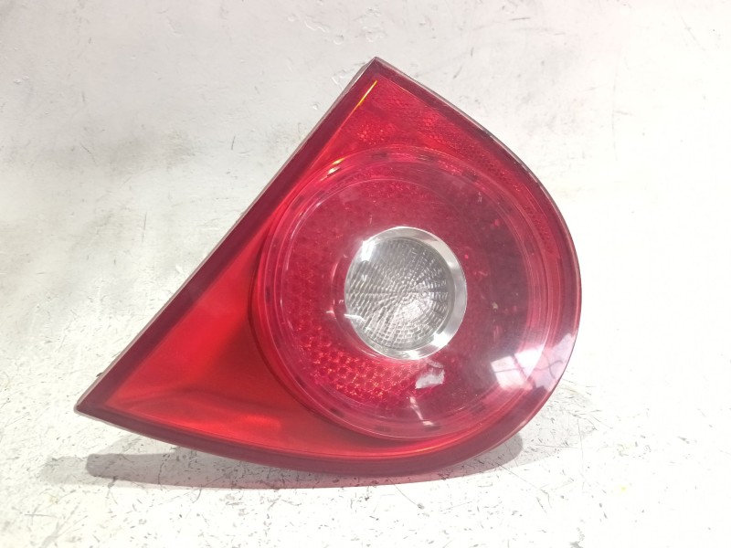 Recambio de piloto porton trasero derecho para volkswagen golf v (1k1) 1.9 tdi referencia OEM IAM 285002  