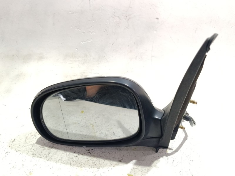 Recambio de retrovisor izquierdo para nissan almera ii hatchback (n16) 2.2 di referencia OEM IAM e13020455  