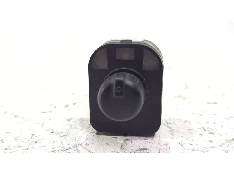 Recambio de mando retrovisor para audi a3 sportback (8pa) 2.0 tdi 16v referencia OEM IAM   