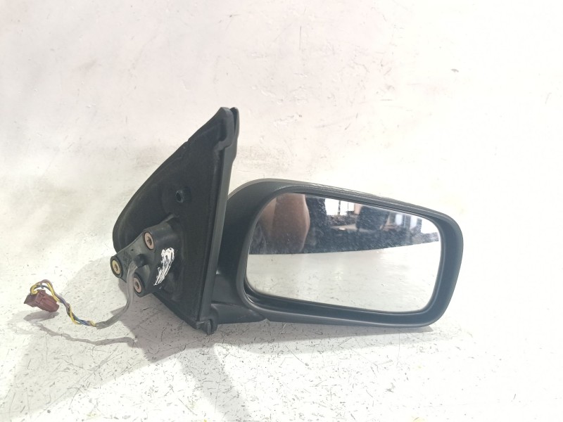 Recambio de retrovisor derecho para nissan primera traveller (w10) 2.0 d referencia OEM IAM e13020044  