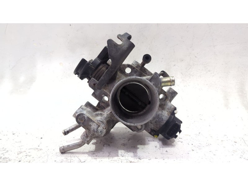 Recambio de caja mariposa para piaggio vespacar 0.2 referencia OEM IAM 22210195900  