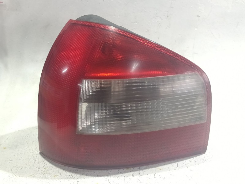 Recambio de piloto trasero izquierdo para audi a3 (8l1) s3 quattro referencia OEM IAM 8L0945095B05S  