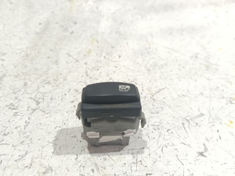 Recambio de interruptor para renault clio ii (bb_, cb_) 1.5 dci (b/cb07) referencia OEM IAM 2808201  