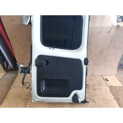 Recambio de puerta trasera derecha para renault trafic iii autobús (jg_) 2.0 dci 120 (jgmn) referencia OEM IAM   