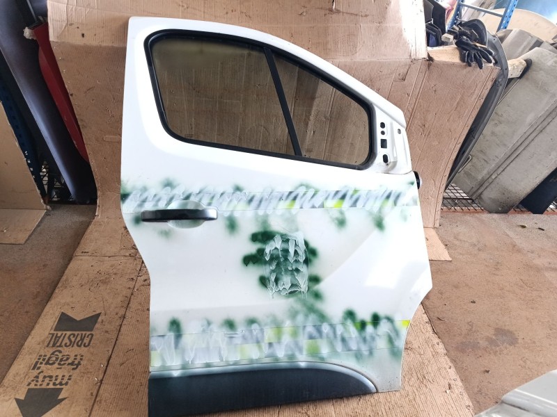 Recambio de puerta delantera derecha para renault trafic iii autobús (jg_) 2.0 dci 120 (jgmn) referencia OEM IAM   