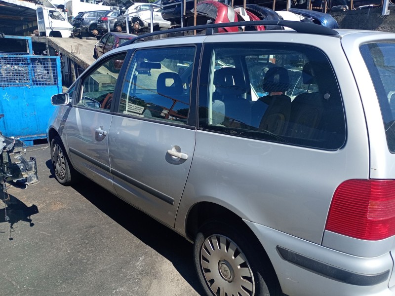 seat alhambra (7v8)(01.1996) del año 2001