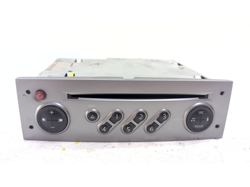 Recambio de sistema audio / radio cd para renault megane scénic 1.5 dci 106 cv referencia OEM IAM 8200562686T  