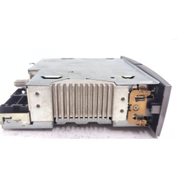 Recambio de sistema audio / radio cd para renault megane scénic 1.5 dci 106 cv referencia OEM IAM 8200562686T  