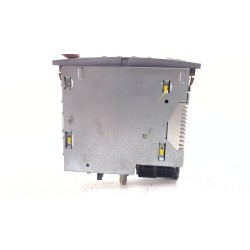Recambio de sistema audio / radio cd para renault megane scénic 1.5 dci 106 cv referencia OEM IAM 8200562686T  