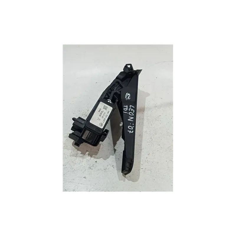 Recambio de potenciometro pedal gas para seat leon (1p1)(05.2005) tdi 16v referencia OEM IAM 1K1721503P  