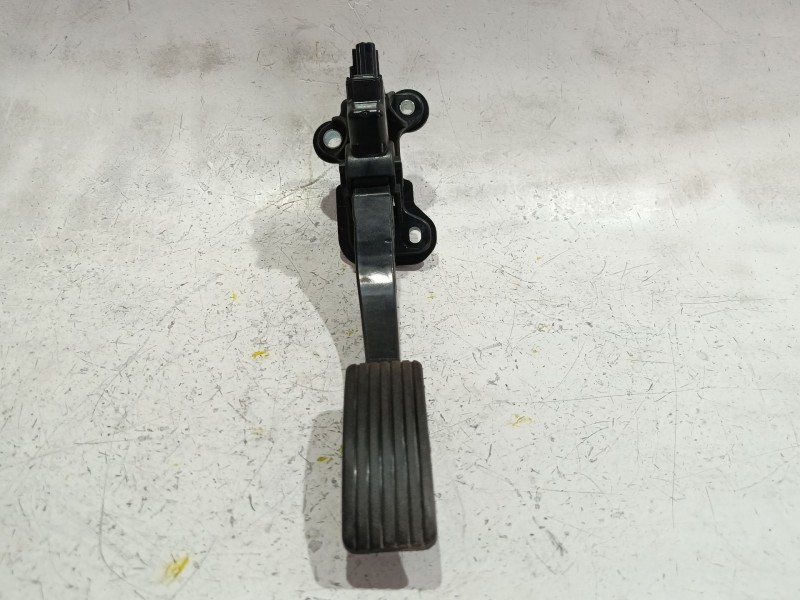 Recambio de potenciometro pedal para mitsubishi asx 1.8 d 110 cv referencia OEM IAM 10093C2A  