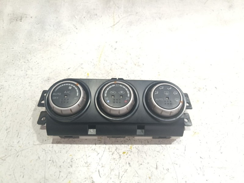 Recambio de mando climatizador para nissan x-trail ii (t31) 2.0 dci 4x4 referencia OEM IAM A02000A7504000  