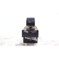 Recambio de mando elevalunas trasero izquierdo para mitsubishi asx 1.8 d 110 cv referencia OEM IAM MR587944  