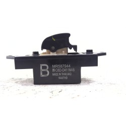 Recambio de mando elevalunas trasero izquierdo para mitsubishi asx 1.8 d 110 cv referencia OEM IAM MR587944  