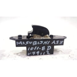 Recambio de mando elevalunas trasero derecho para mitsubishi asx 1.8 d 110 cv referencia OEM IAM MR587944  