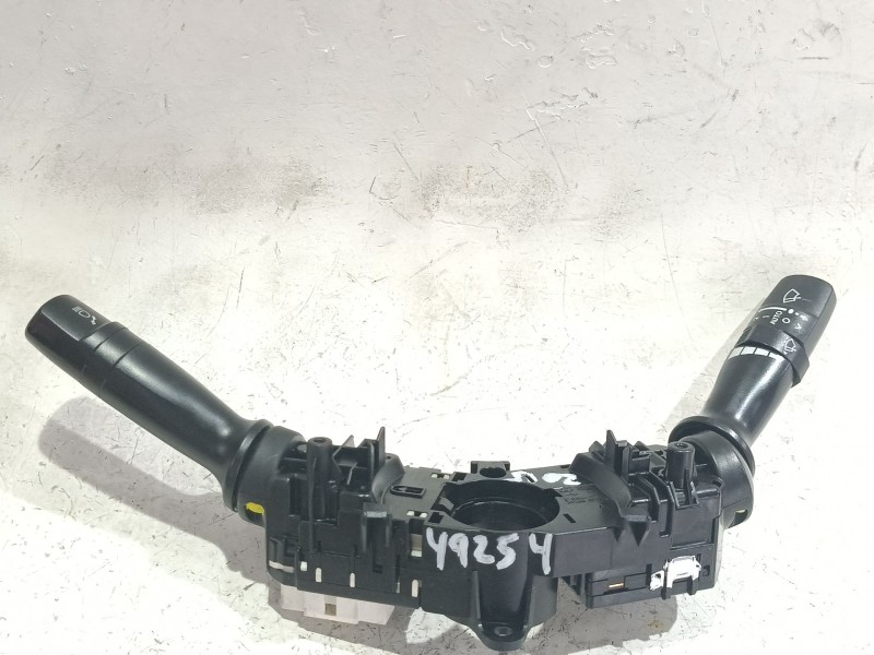 Recambio de mando multifuncion para hyundai i40 i (vf) 1.7 crdi referencia OEM IAM 934103Z200  