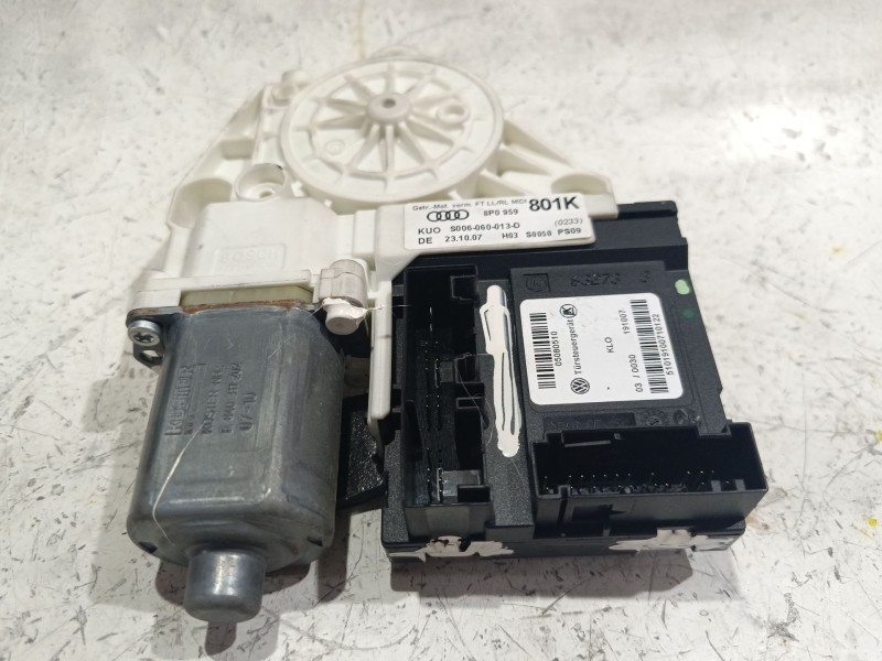 Recambio de motor elevalunas delantero izquierdo para audi a3 (8p1) 1.9 tdi referencia OEM IAM 8P0959801K  