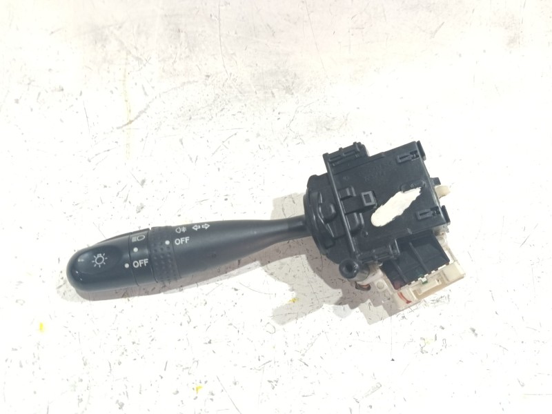 Recambio de mando intermitentes para suzuki swift iii (mz, ez) 1.3 ddis (rs 413d) referencia OEM IAM 173744  