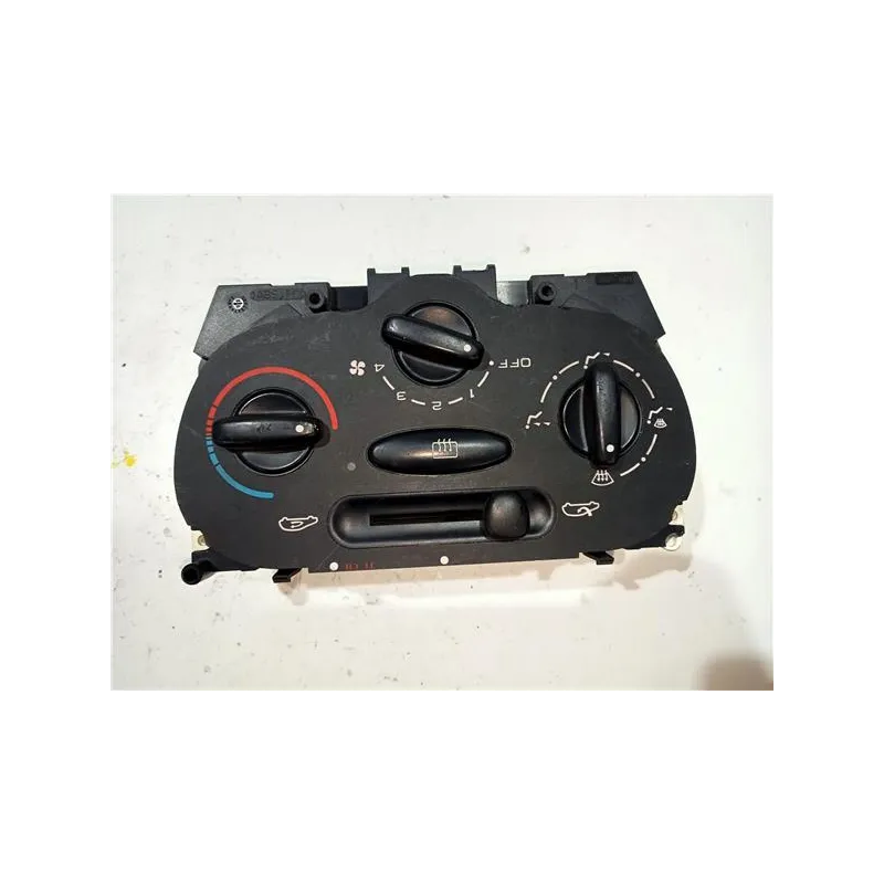 Recambio de mandos climatizador para peugeot 206 (1998) 1.4 hdi eco 70 referencia OEM IAM 1068901  