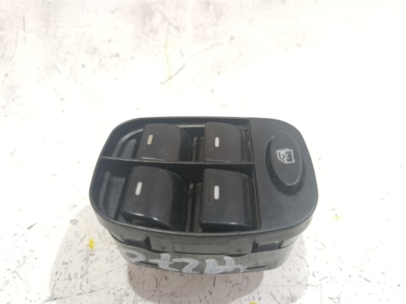 Recambio de mando elevalunas delantero izquierdo para tata indica 1.4 i referencia OEM IAM   