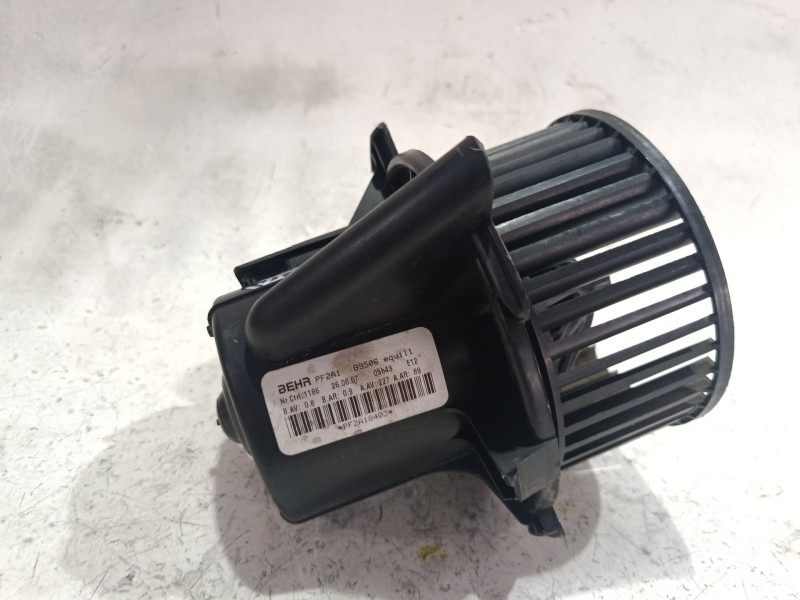 Recambio de motor calefaccion para citroën c4 i (lc_) 1.6 hdi referencia OEM IAM B9506  