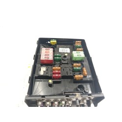 Recambio de caja reles / fusibles para audi a3 (8p1) 1.9 tdi referencia OEM IAM 3C09712490  
