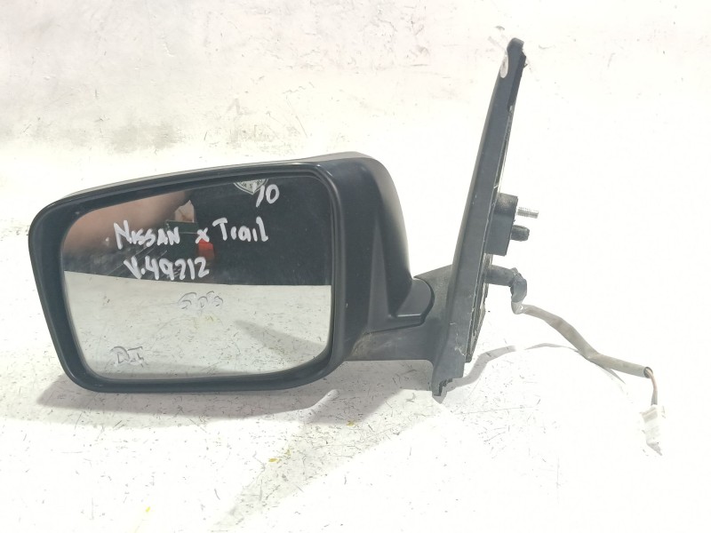 Recambio de retrovisor izquierdo para nissan x-trail ii (t31) 2.0 dci 4x4 referencia OEM IAM E4022656  