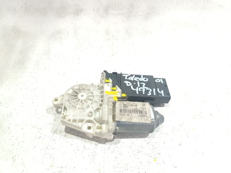 Recambio de motor elevalunas delantero izquierdo para seat toledo ii (1m2) 1.9 tdi referencia OEM IAM 9776101430203  