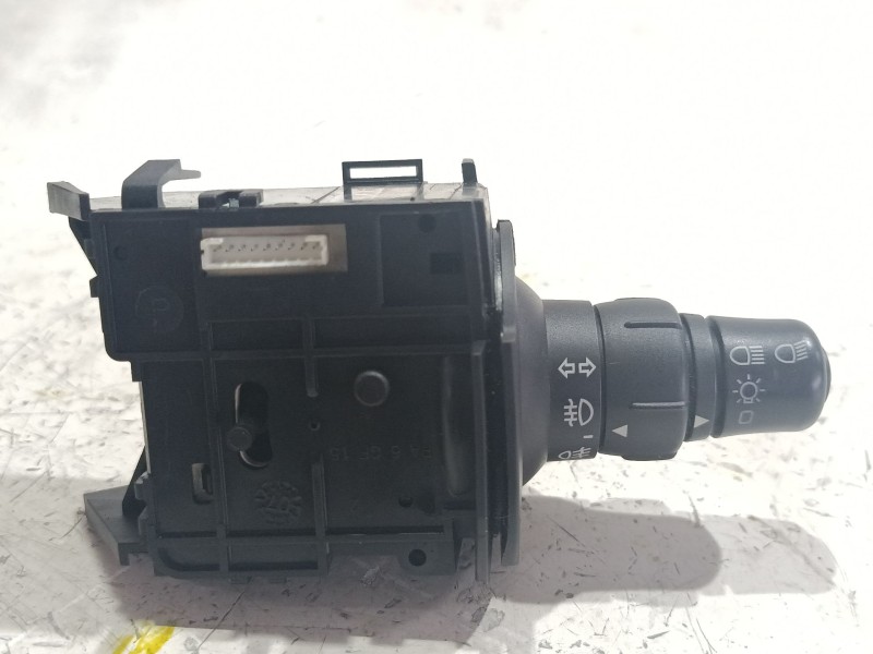 Recambio de mando intermitentes para renault megane scénic 1.5 dci 106 cv referencia OEM IAM PA6GT15  