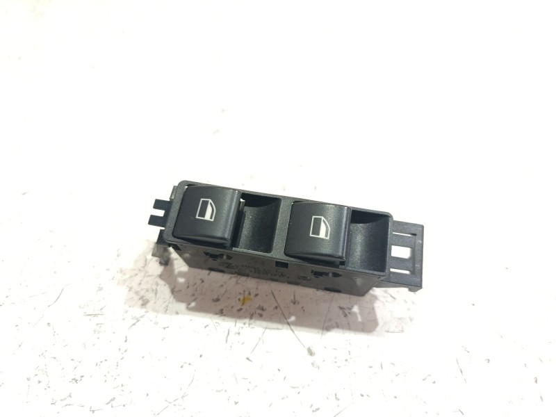 Recambio de mando elevalunas delantero derecho para bmw 3 (e46) 320 d referencia OEM IAM 61318381514  