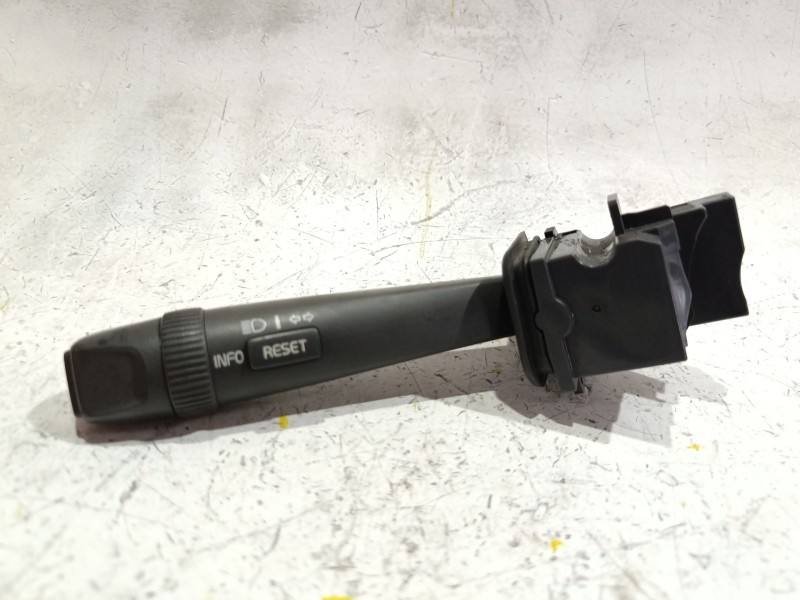 Recambio de mando intermitentes para volvo v70 ii (285) 2.5 tdi referencia OEM IAM   