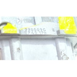 Recambio de mando elevalunas delantero derecho para renault megane scénic 1.5 dci 106 cv referencia OEM IAM 220509C  