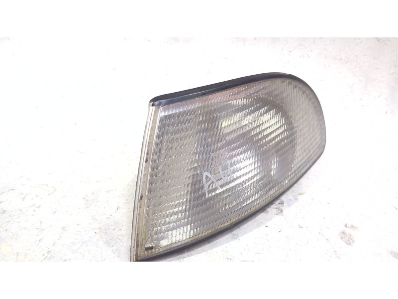Recambio de piloto intermitente lateral delantero izquierdo para audi a4 b5 (8d2) 1.9 tdi referencia OEM IAM 084411514LF  