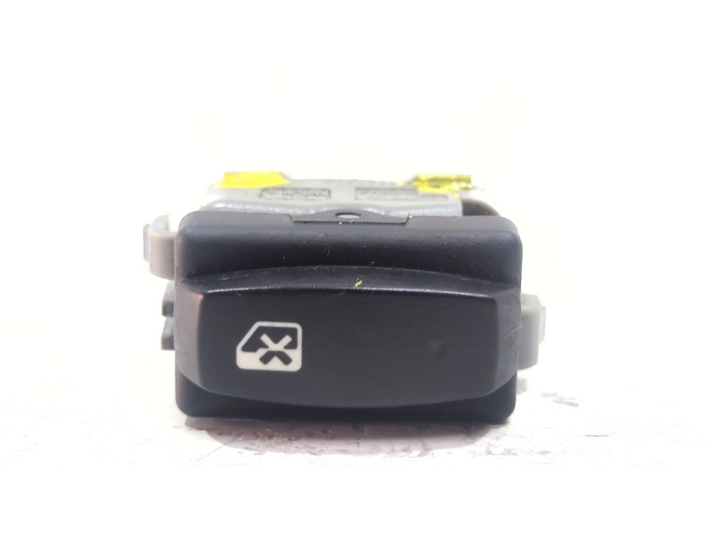 Recambio de interruptor para renault megane scénic 1.5 dci 106 cv referencia OEM IAM 28082  