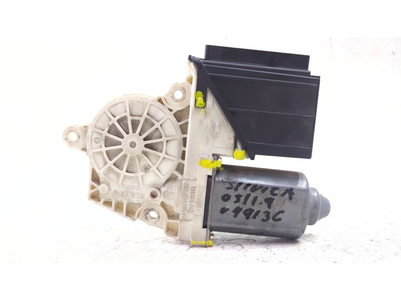 Recambio de motor elevalunas delantero izquierdo para seat ibiza iii (6l1) 1.9 sdi referencia OEM IAM 101387102774  