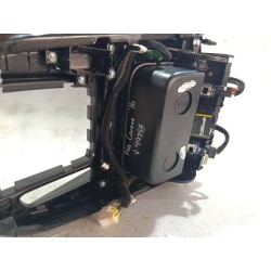 Recambio de consola central para kia carens iv 1.7 crdi referencia OEM IAM A4037CC2  