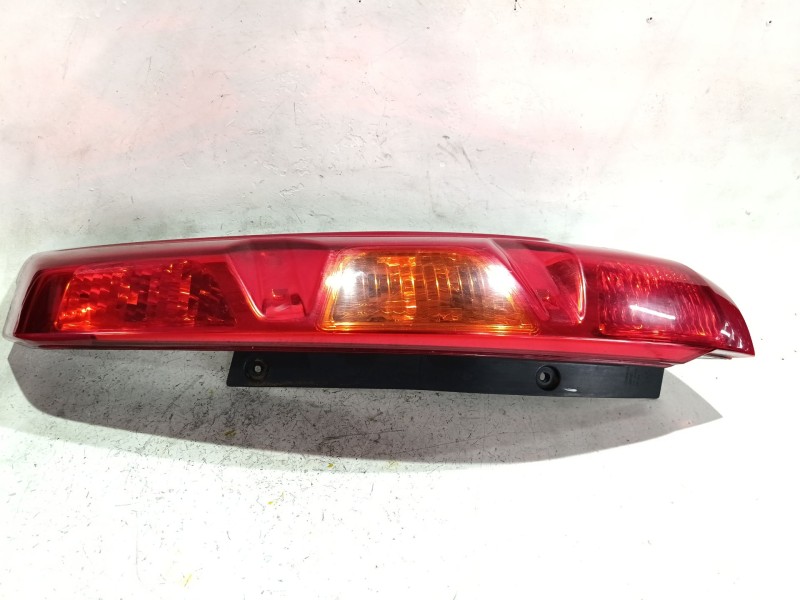 Recambio de piloto trasero derecho para nissan x-trail ii (t31) 2.0 dci 4x4 referencia OEM IAM 22063929  