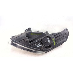 Recambio de faro delantero derecho para kia carens iv 1.7 crdi referencia OEM IAM 92102A4  