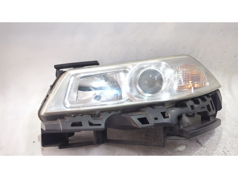 Recambio de faro delantero izquierdo para renault megane ii sedán (lm0/1_) 1.9 dci referencia OEM IAM 8200412348  