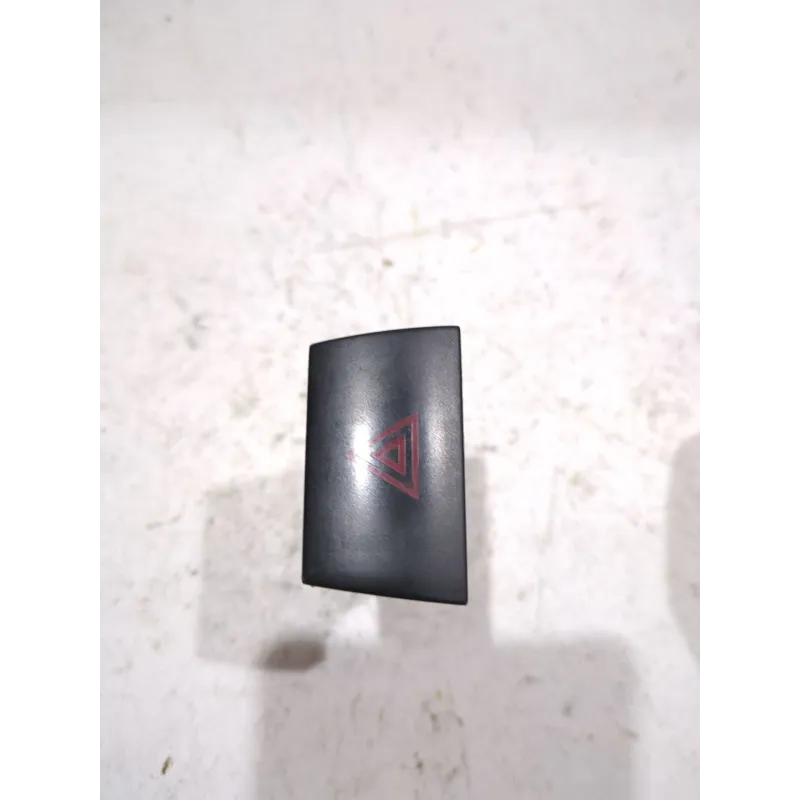 Recambio de interruptor luces emergencia para kia cerato i sedán (ld) 2.0 crdi referencia OEM IAM 864W03330  