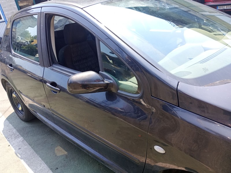 peugeot 307 (3a/c) del año 2001